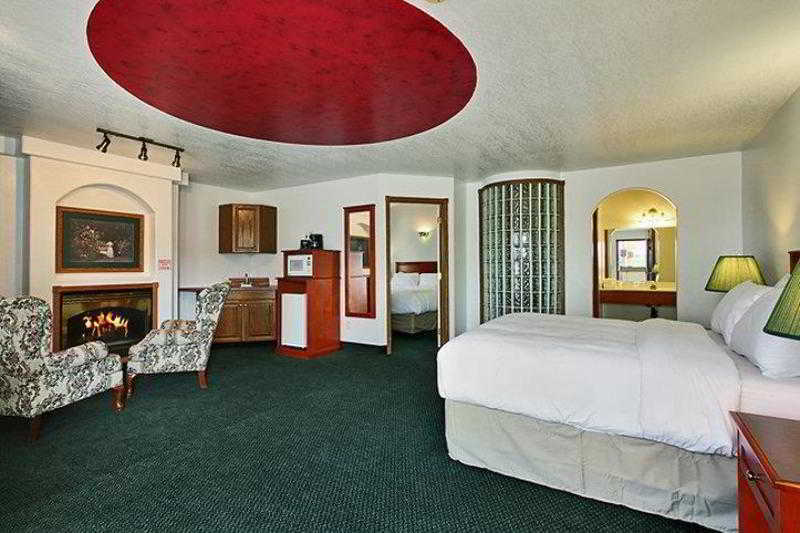 White Wolf Motel 2*