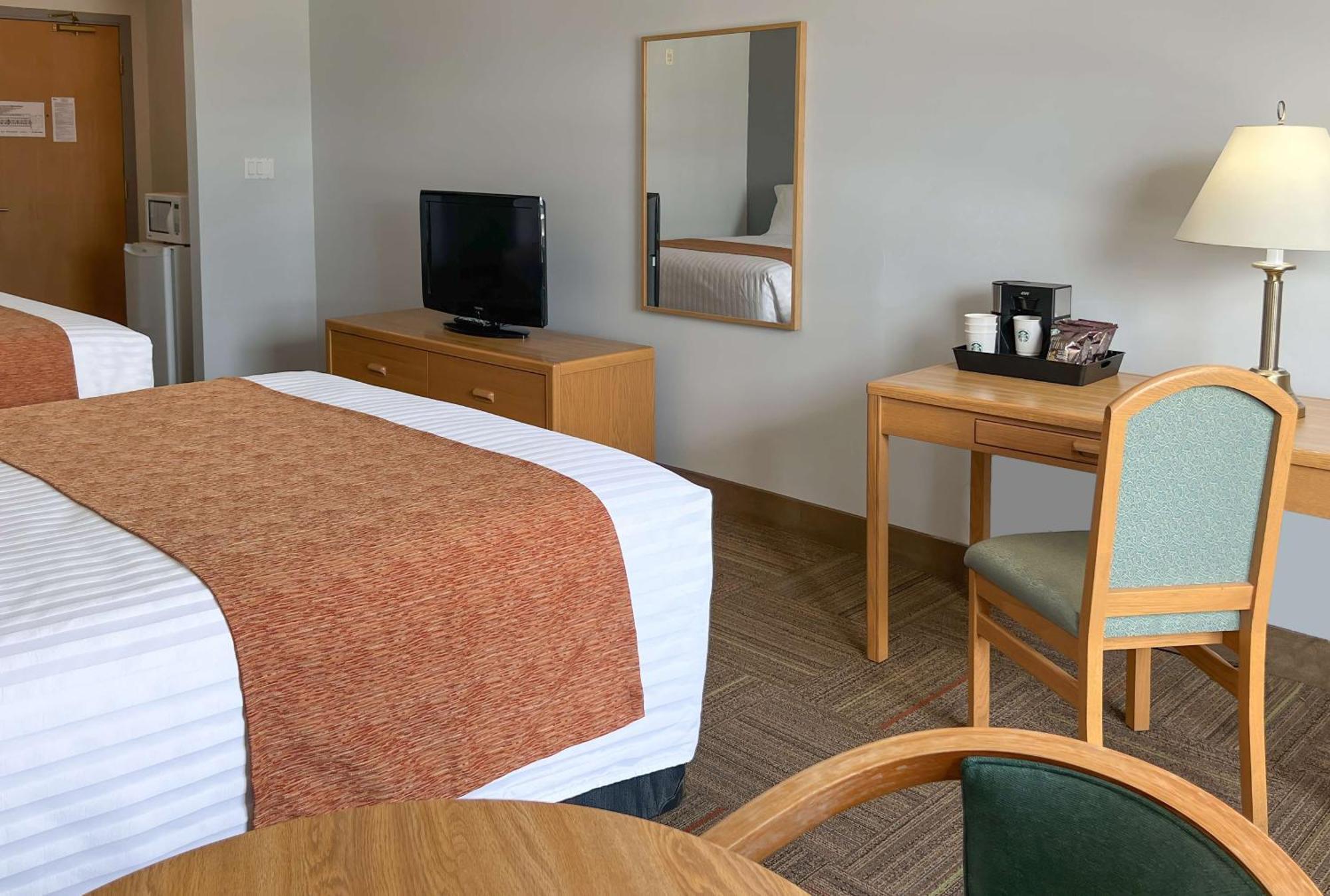 Coast Hotel 3*
