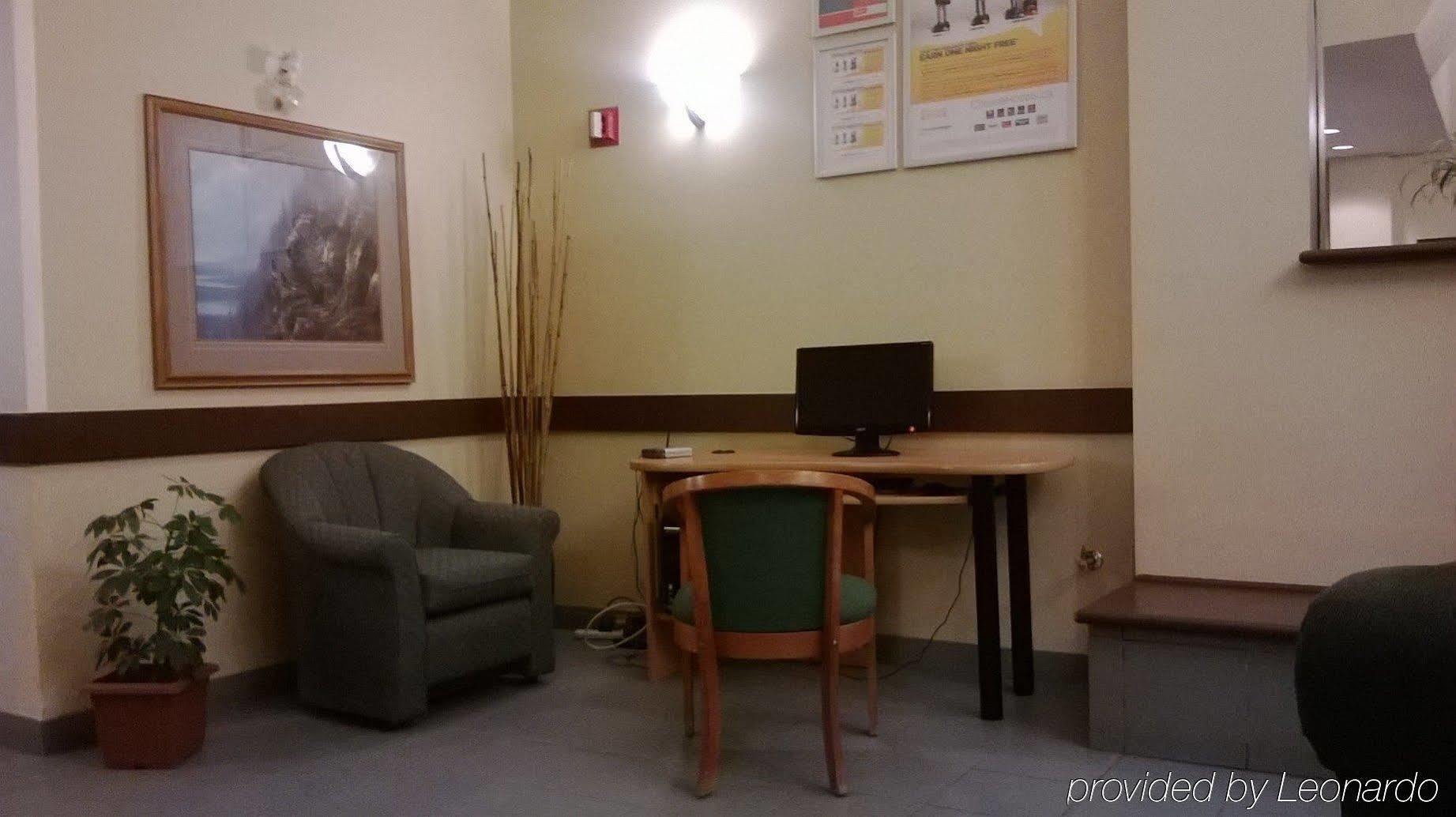 Coast Hotel