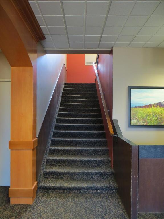 Athabasca Valley & Hotel Hinton