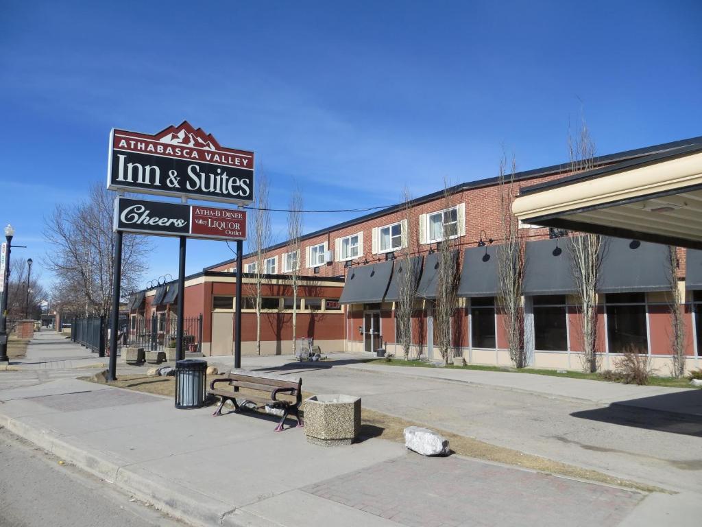 Hotel Athabasca Valley &