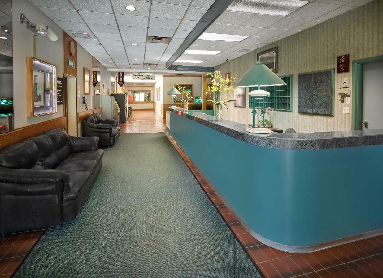 Crestwood Motel Hinton